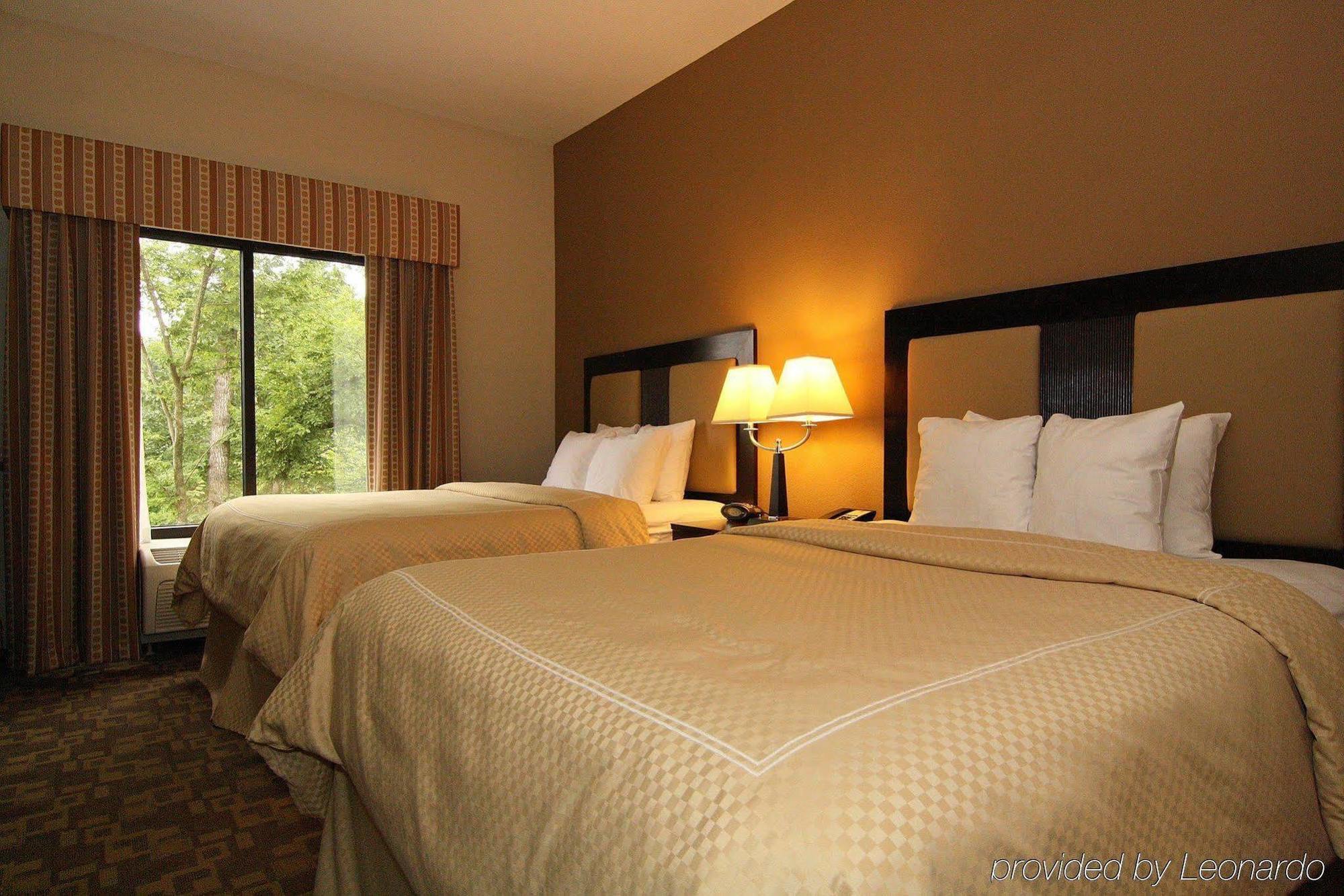 คอมฟอร์ต สวีท เคนเนซอว์ สเตท ยูนิเวอร์ซิตี้ Hotel เคนเนซอร์ ห้อง รูปภาพ